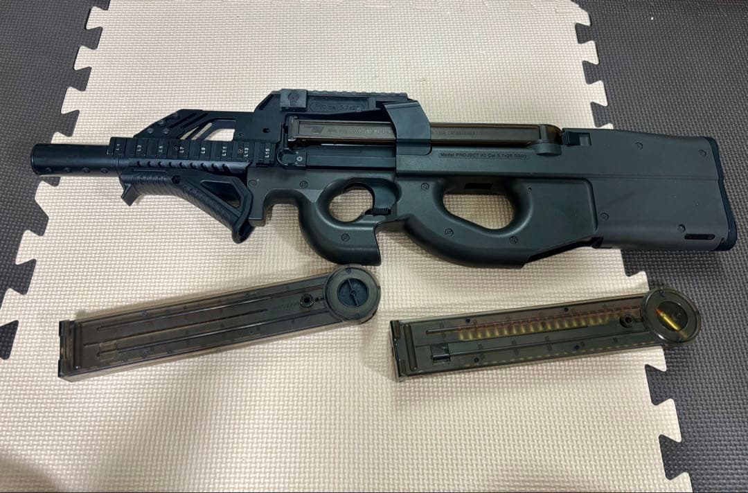 東京マルイ スタンダード電動ガン P90 外装カスタム