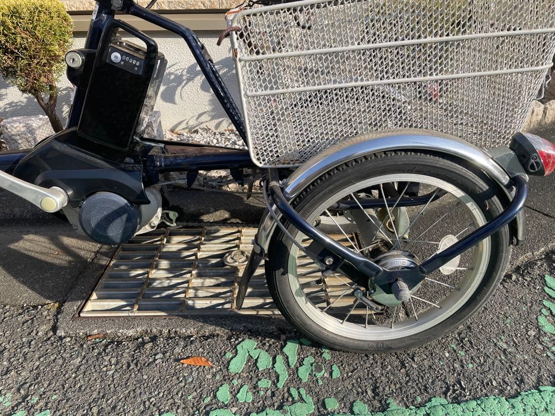 電動アシスト三輪車