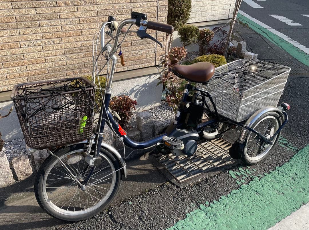 電動アシスト三輪車