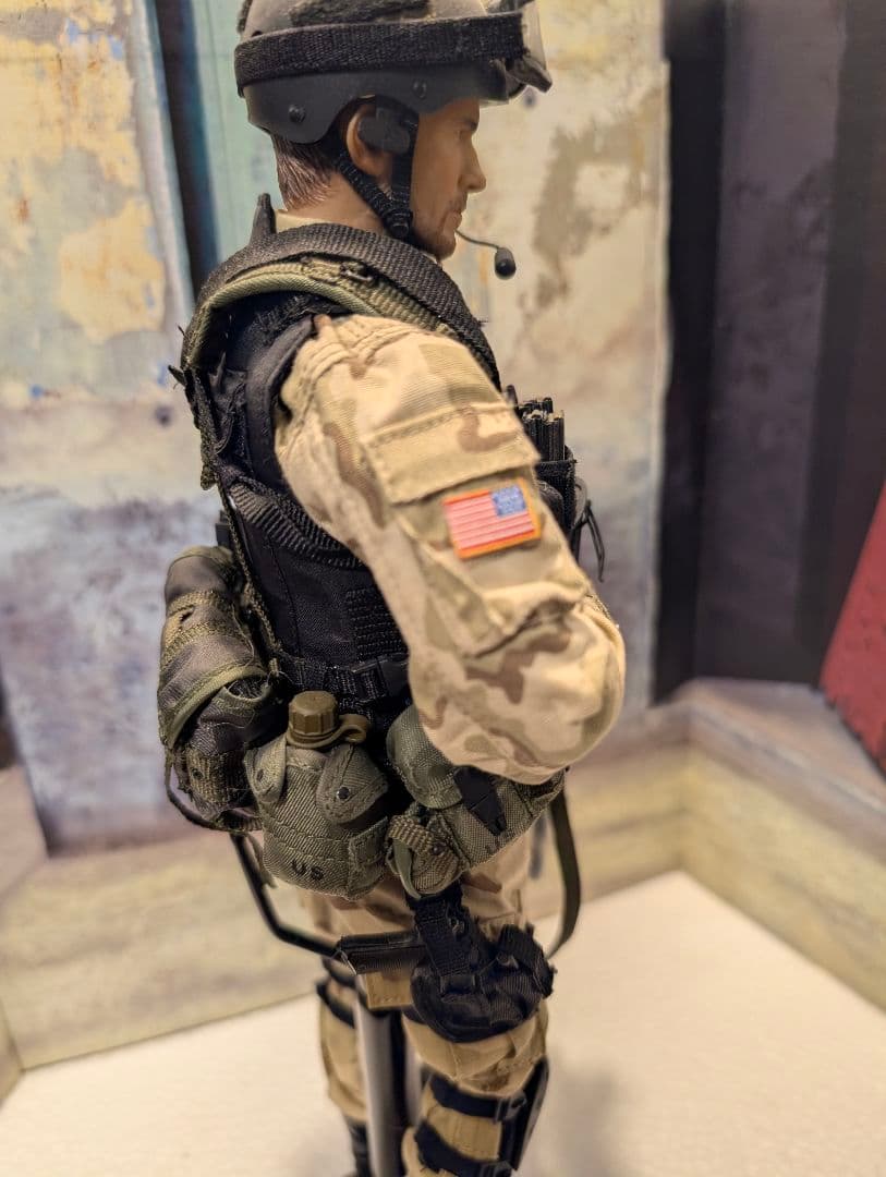 1/6 デルタフォース フィギュア ブラックフォークダウン