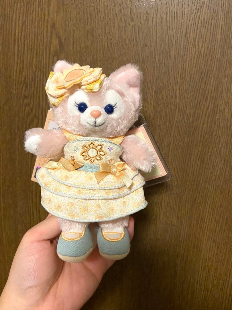 上海ディズニー　ナチュラルカラー　リーナベル　キーホルダー