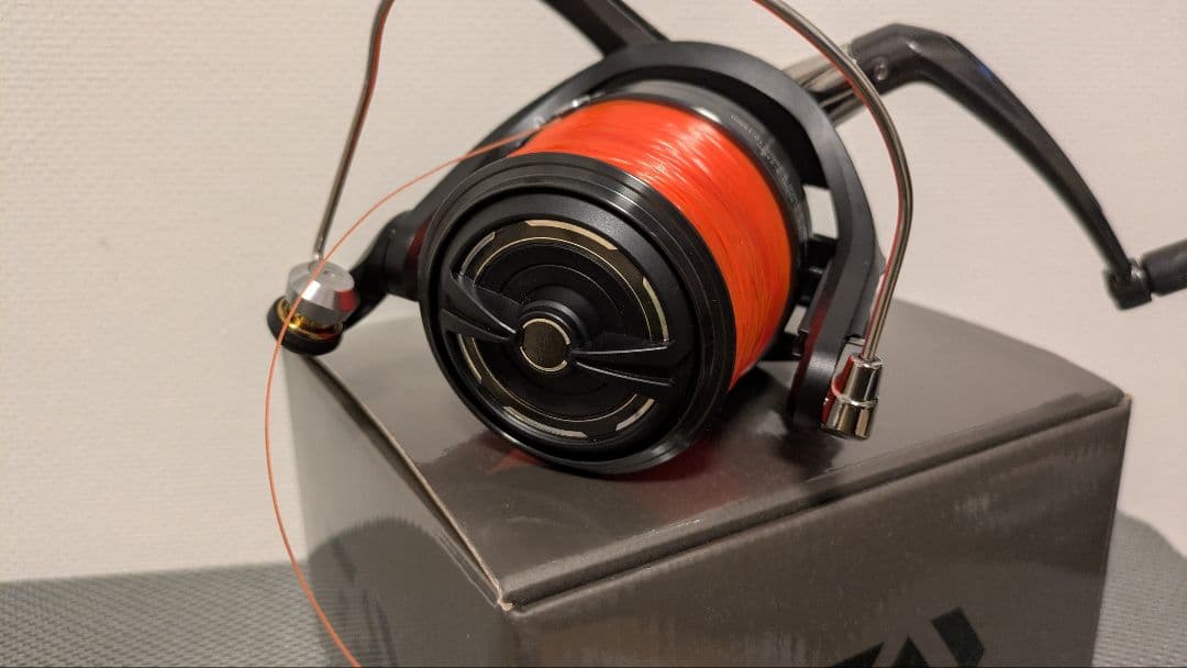 【値下げ中】Daiwa CROSSCAST 5000 スピニングリール