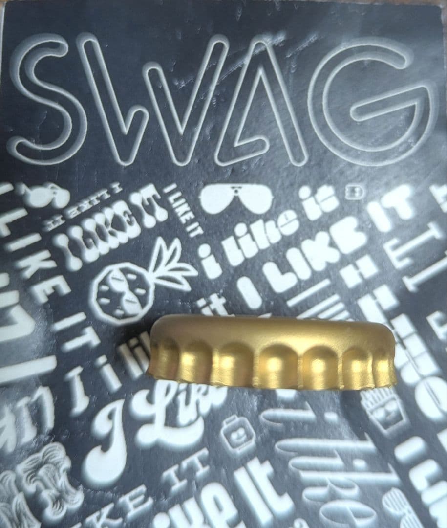 【１点限り】SWAGゴルフ　ボトルキャップ マーカー