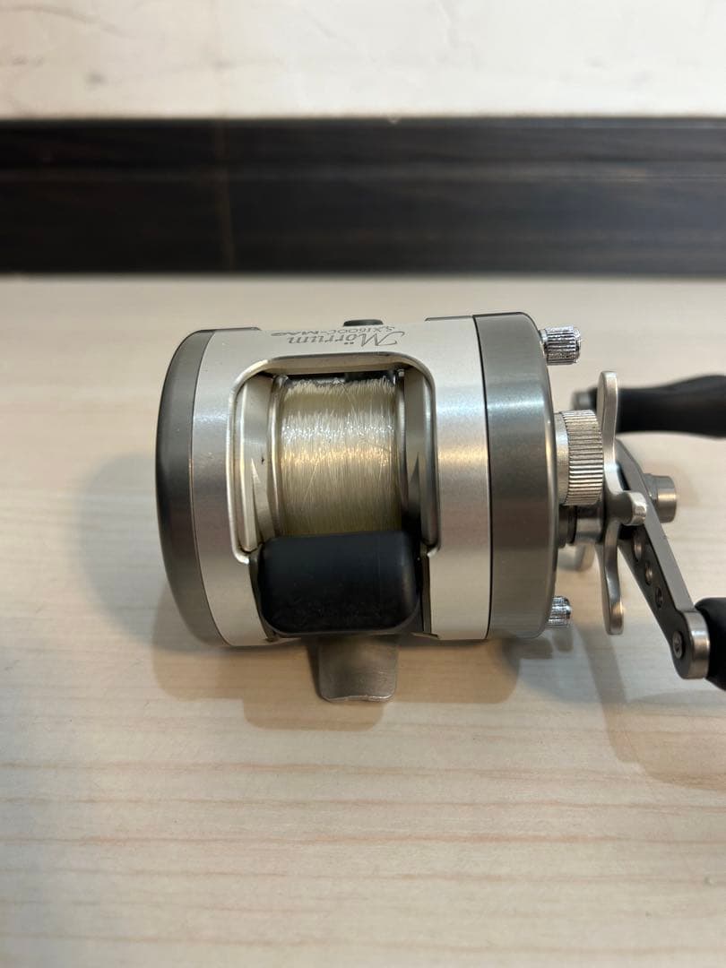 【美品】アブガルシア モラムsx1600C MAG