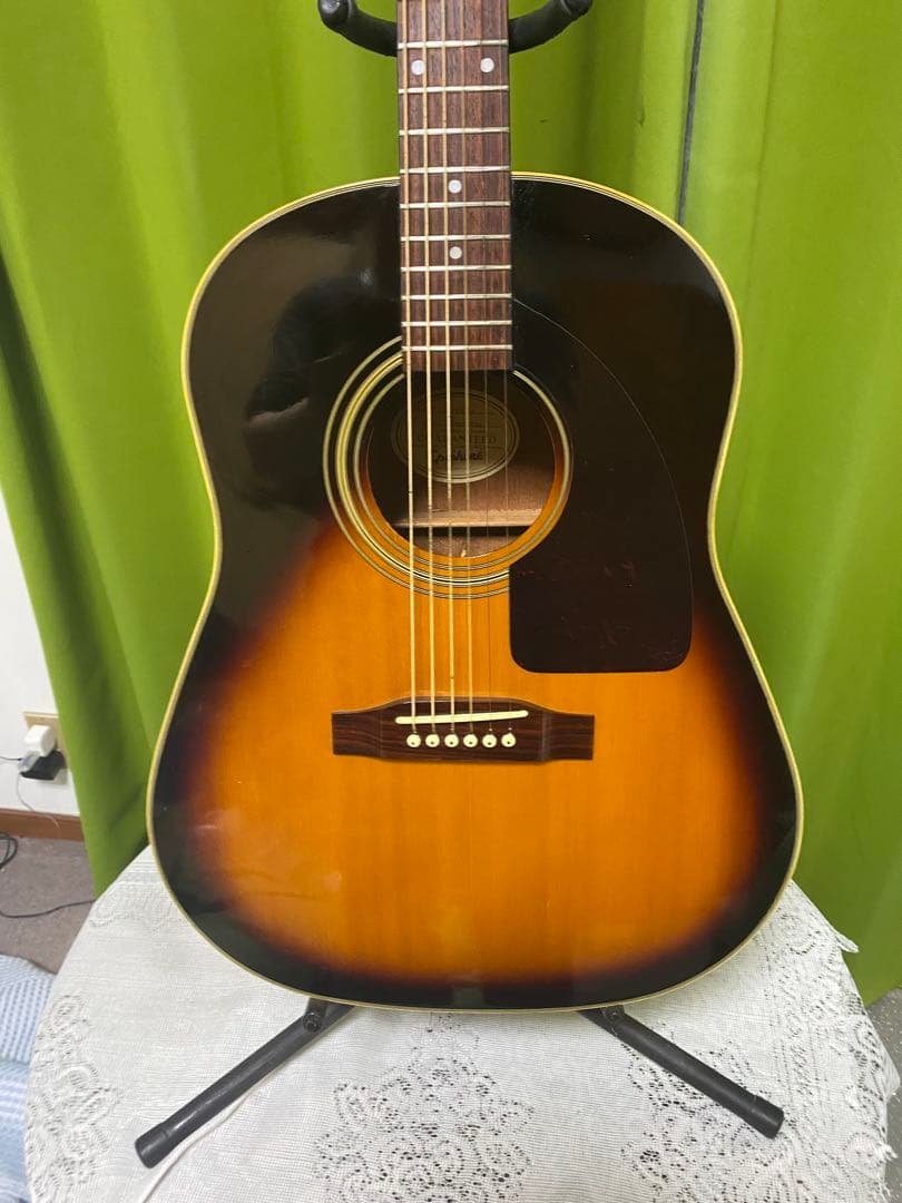 気分はジョンレノン！by Gibson エピフォンAJ15 エレアコ　音出し良好