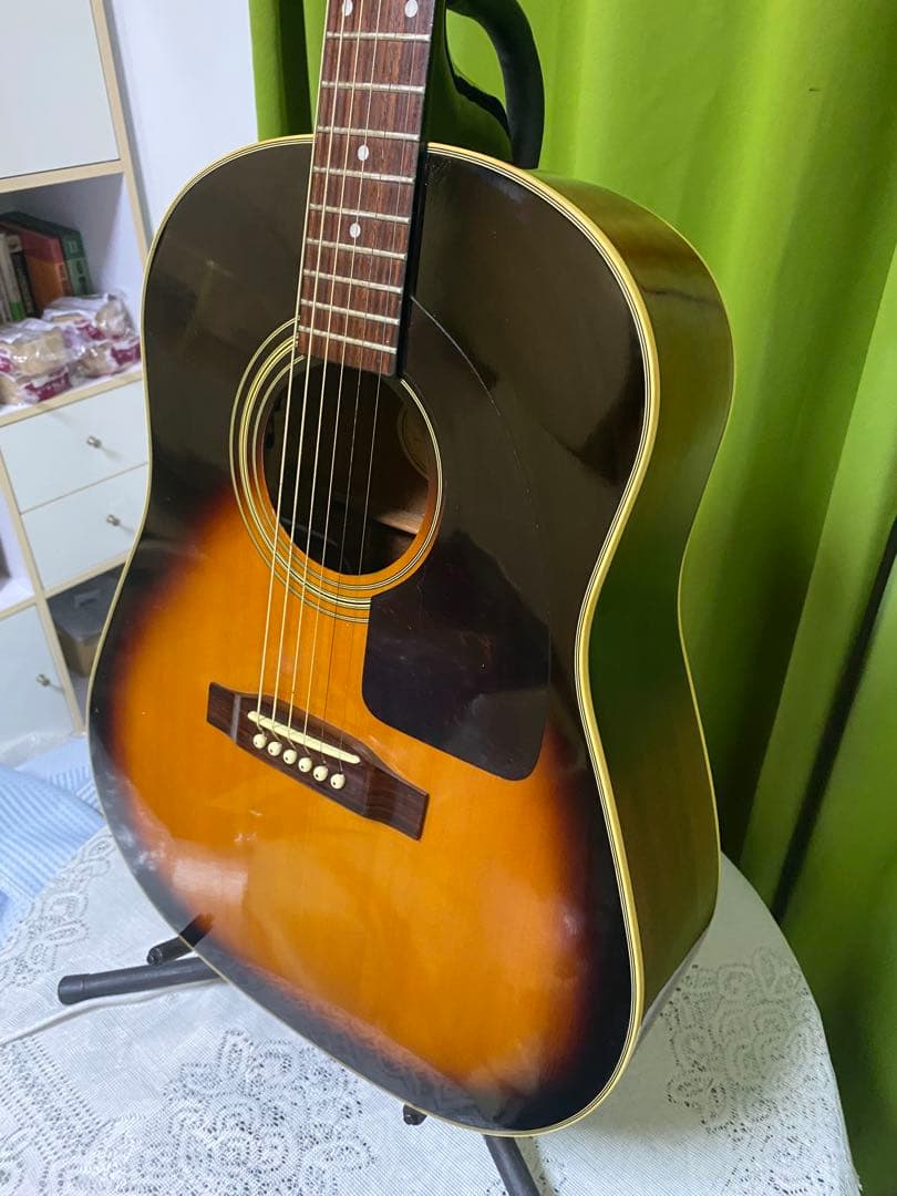気分はジョンレノン！by Gibson エピフォンAJ15 エレアコ　音出し良好