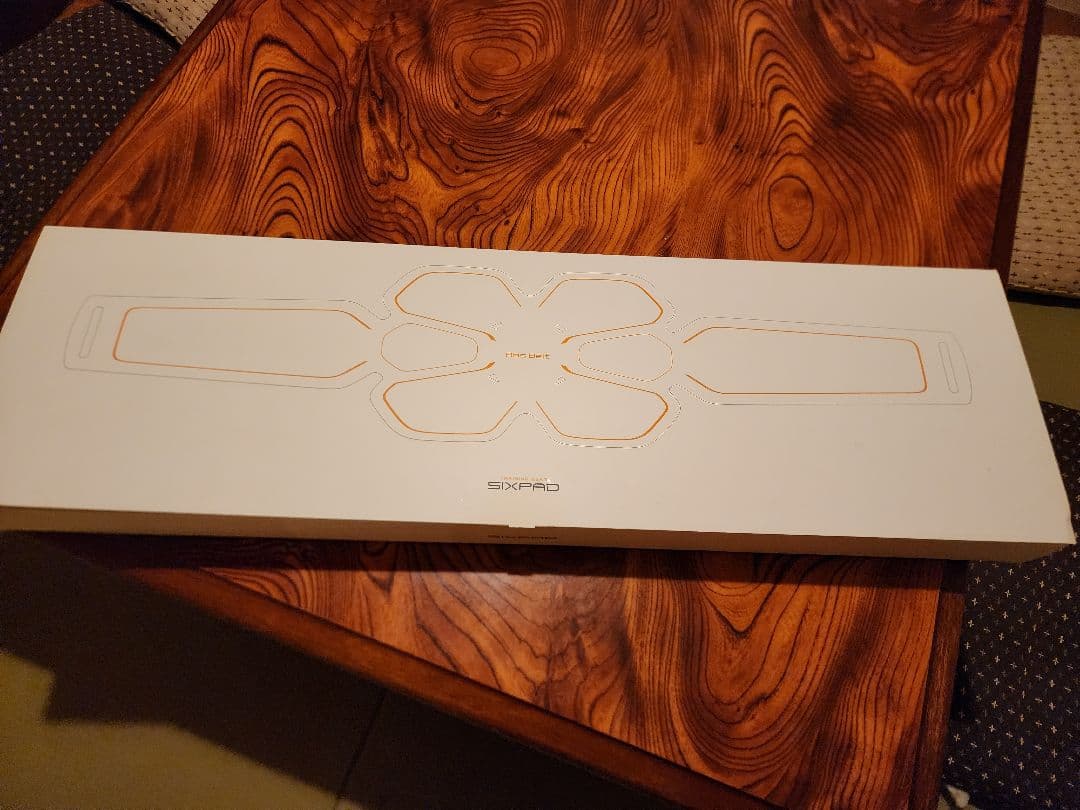 期間限定値下げ中！　SIXPAD！