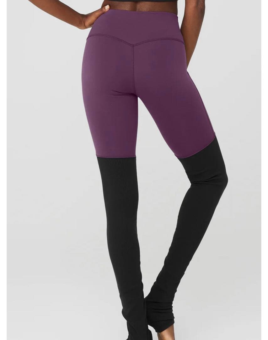 新品未使用　alo Waistlight Goddess Legging 紫/黒