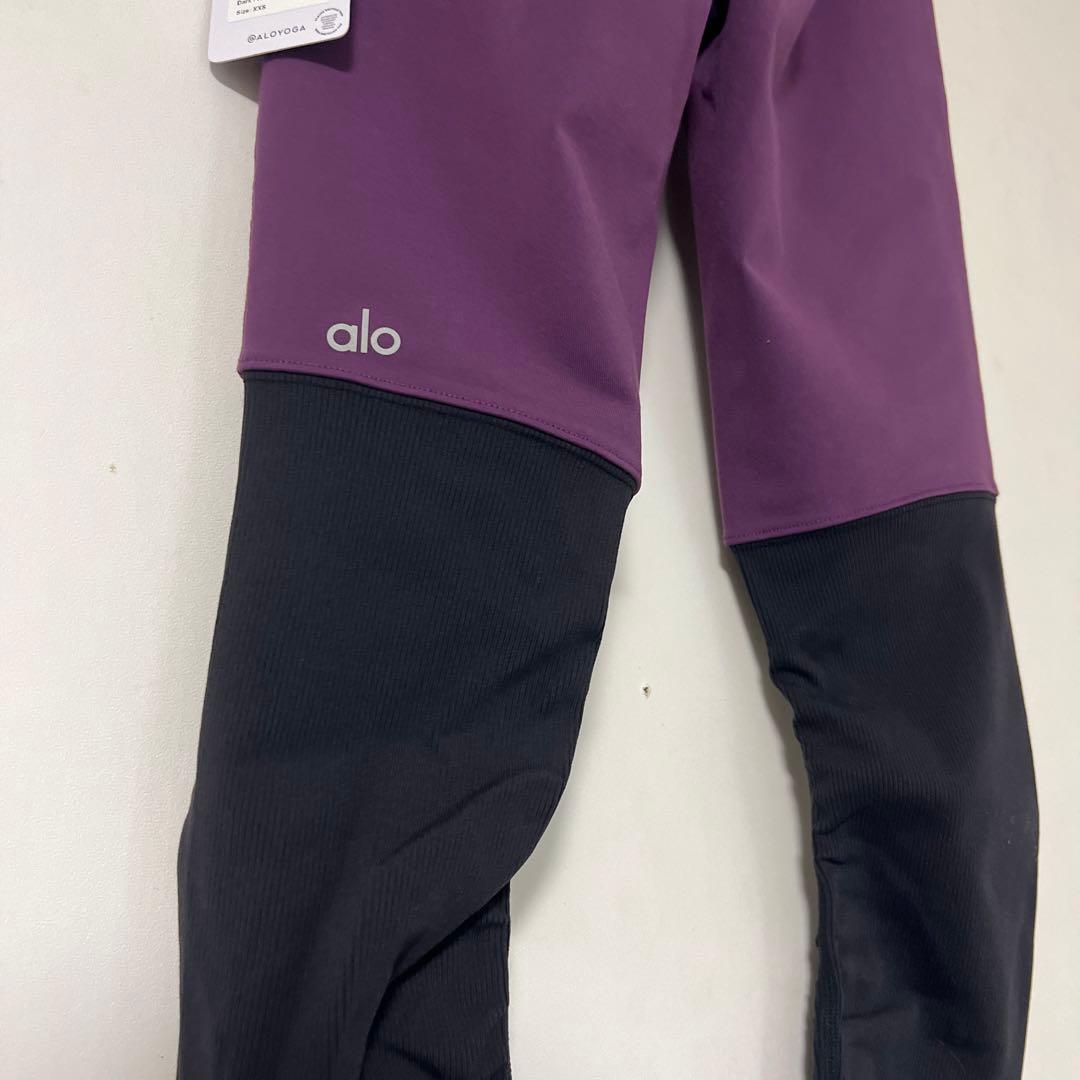 新品未使用　alo Waistlight Goddess Legging 紫/黒