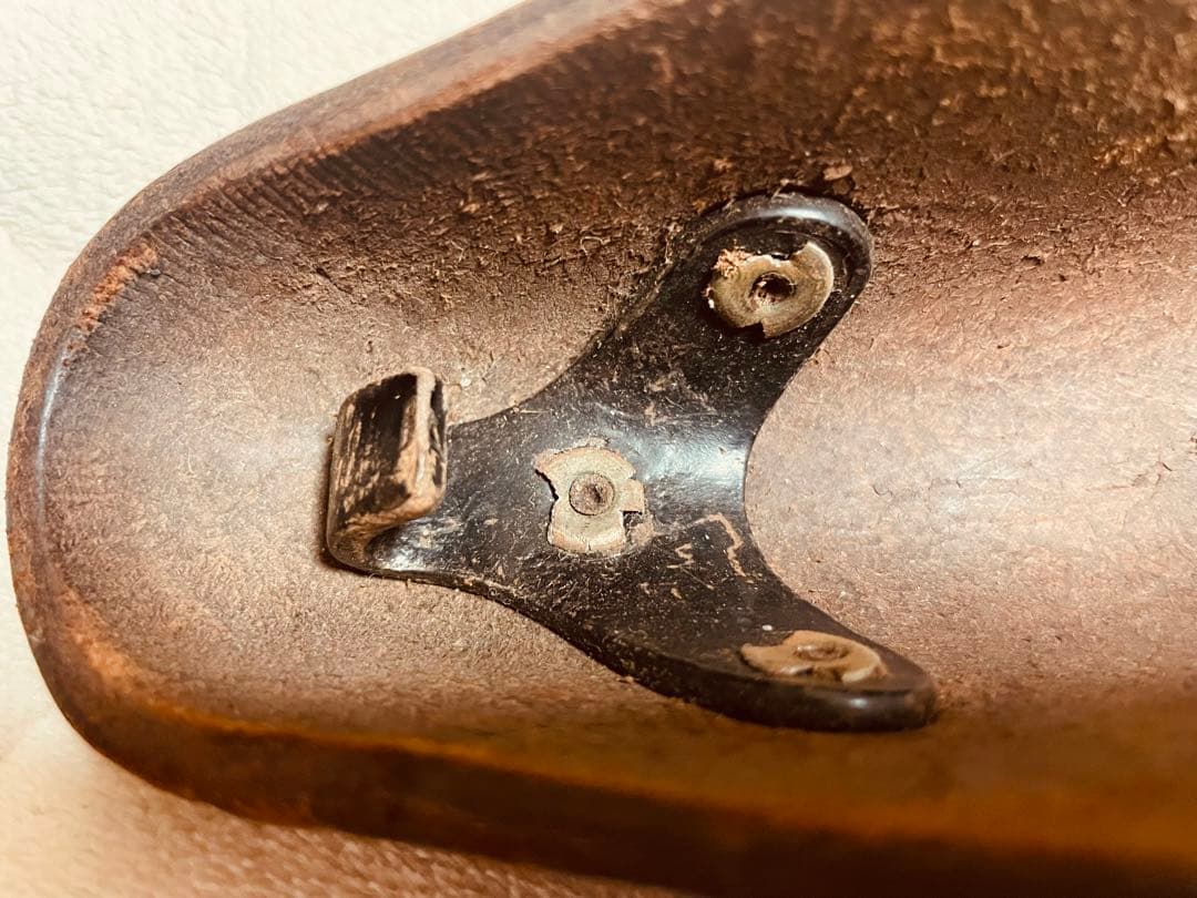 自転車サドル　スペシャル　レトロ　革　昭和