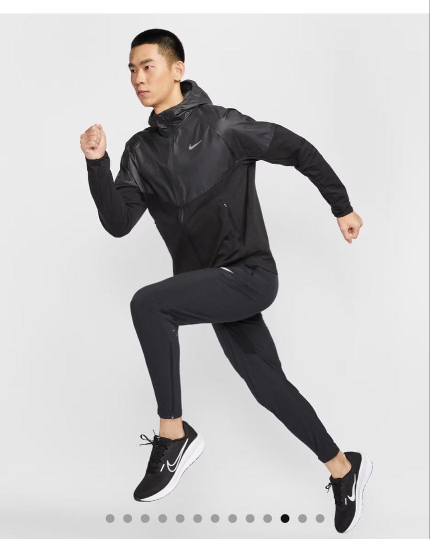 Nike ブラック ランニングジャケット&パンツセット　ほぼ新品