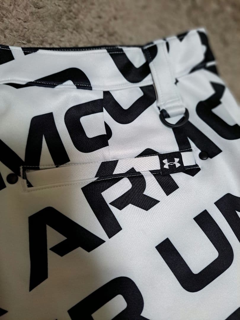 UNDER ARMOUR　スカート/XL