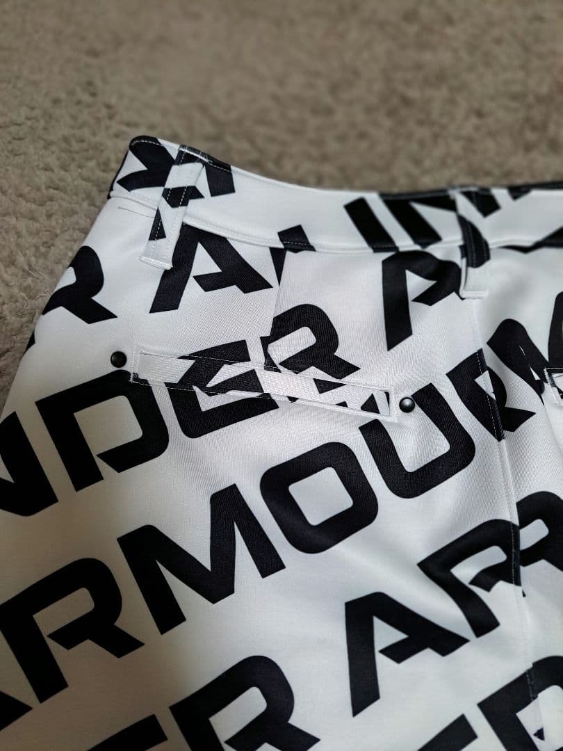 UNDER ARMOUR　スカート/XL