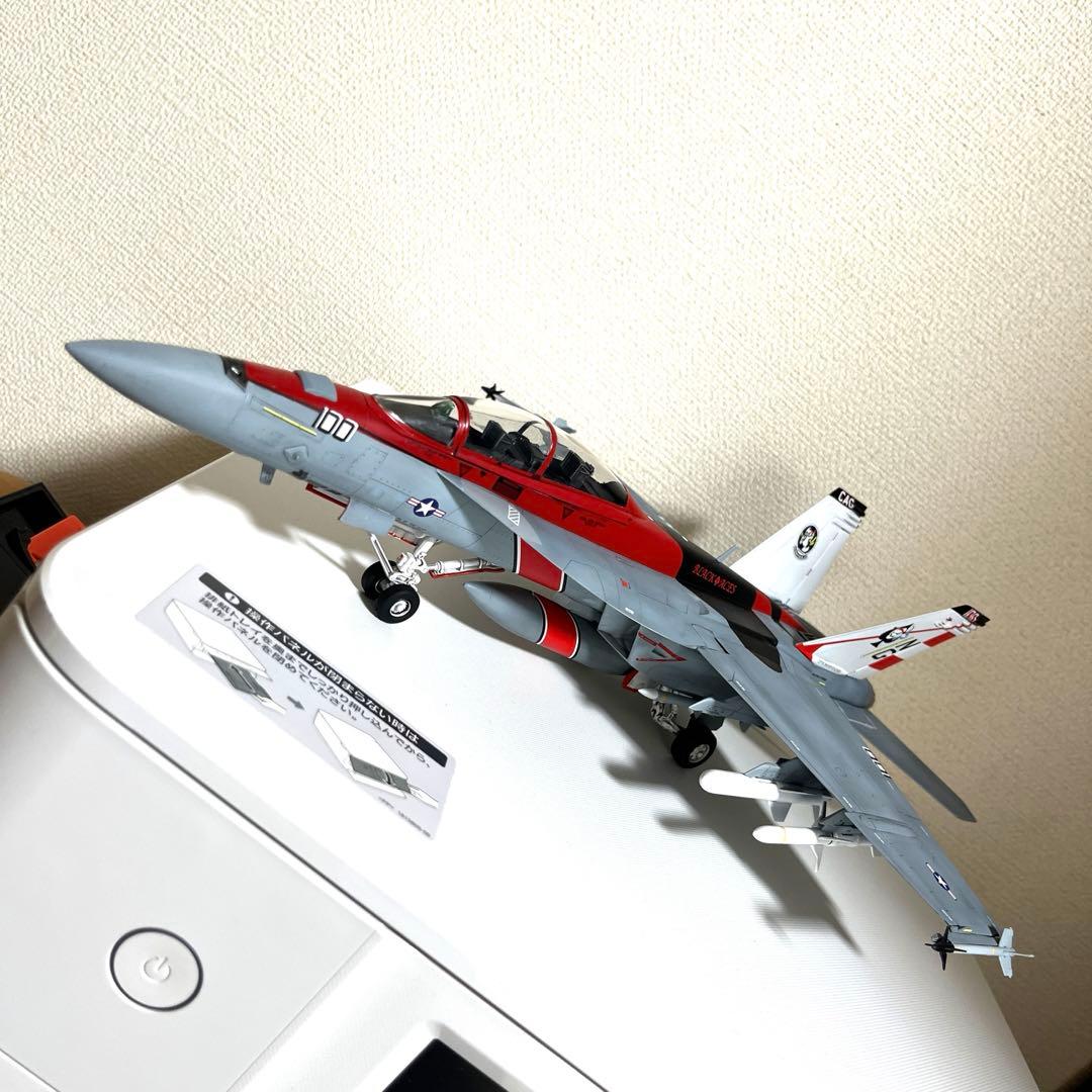 戦闘機プラモデル完成品1/48 F-18スーパーホーネット