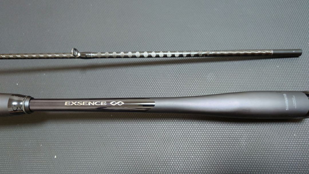 【お値下げ不可】22エクスセンスインフィニティ B86ML【ほぼ新品】