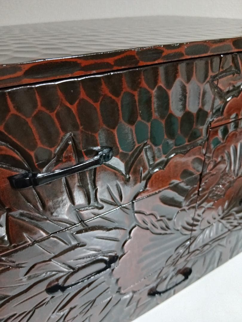 鎌倉彫　小物入れ4段(少し大きめ) 縦29×横40×高さ29.5cm