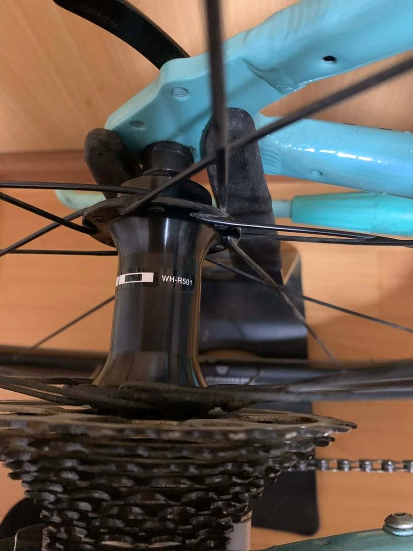 タコ　美品Bianchi ROMA II 水色 クロスバイク2x10s