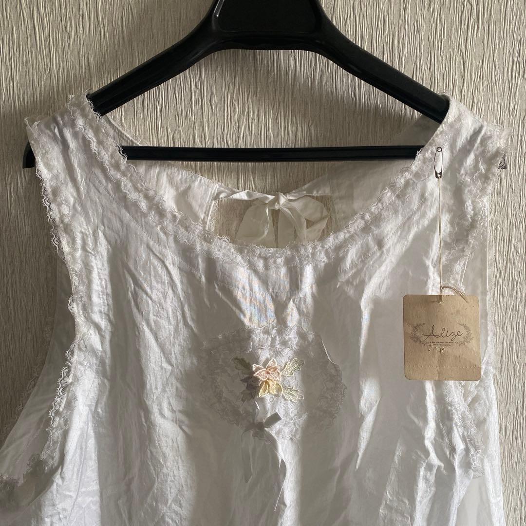 新品　Elize ホワイトエプロン ナイロン100%