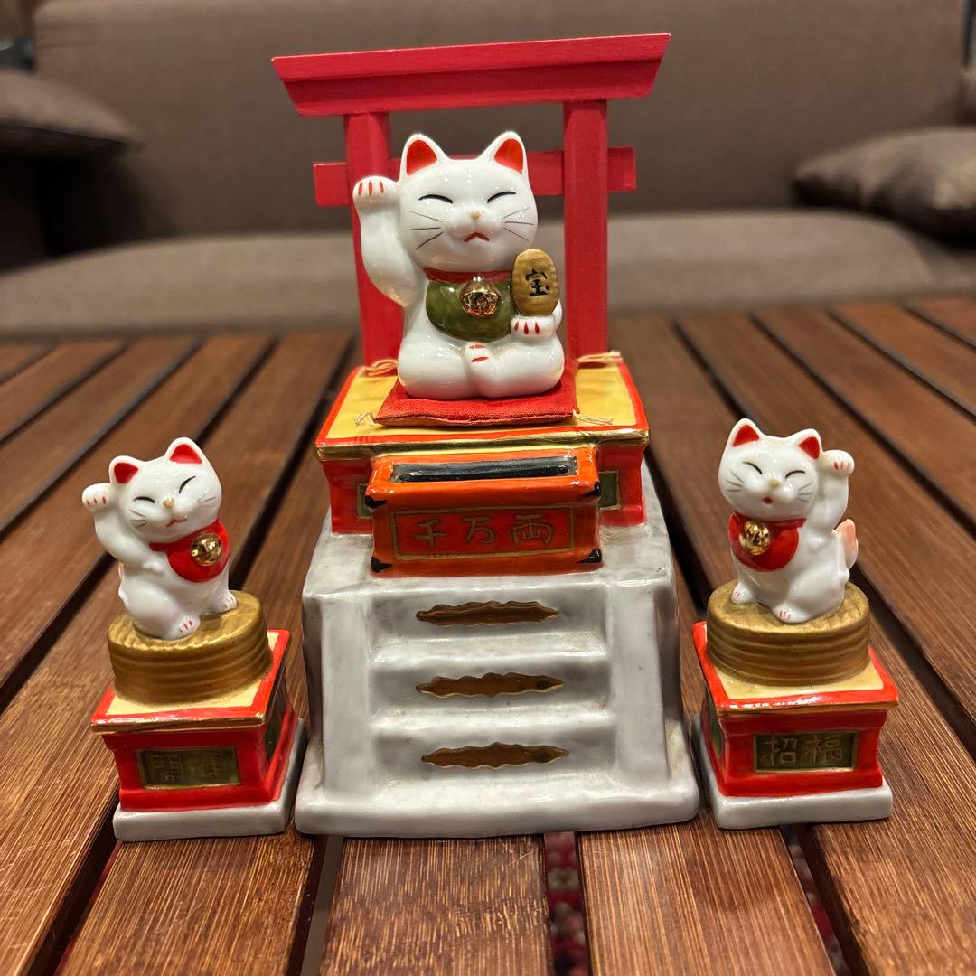 招き猫 貯金箱