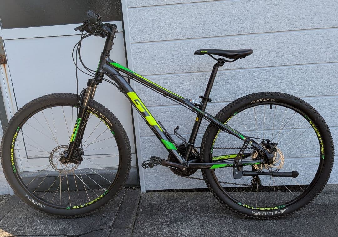 車GTアグレッサースポーツ　27.5 Sサイズ　苫小牧市引き取り限定
