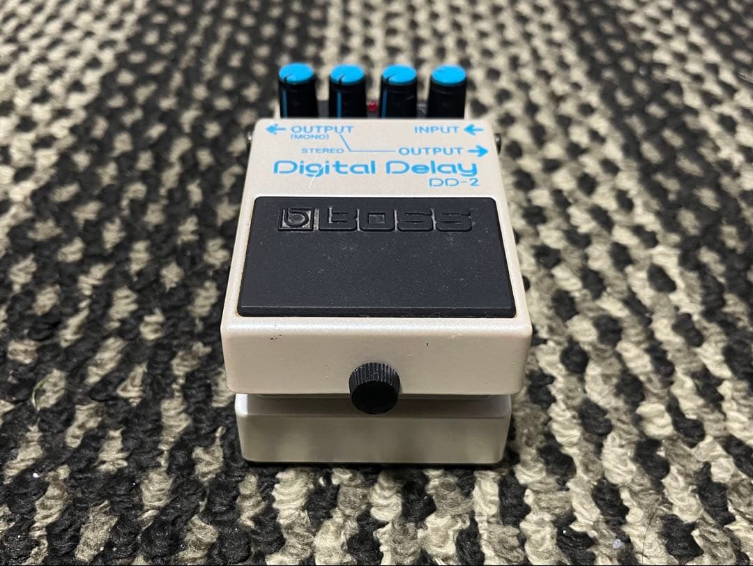 ギター BOSS DD-2
