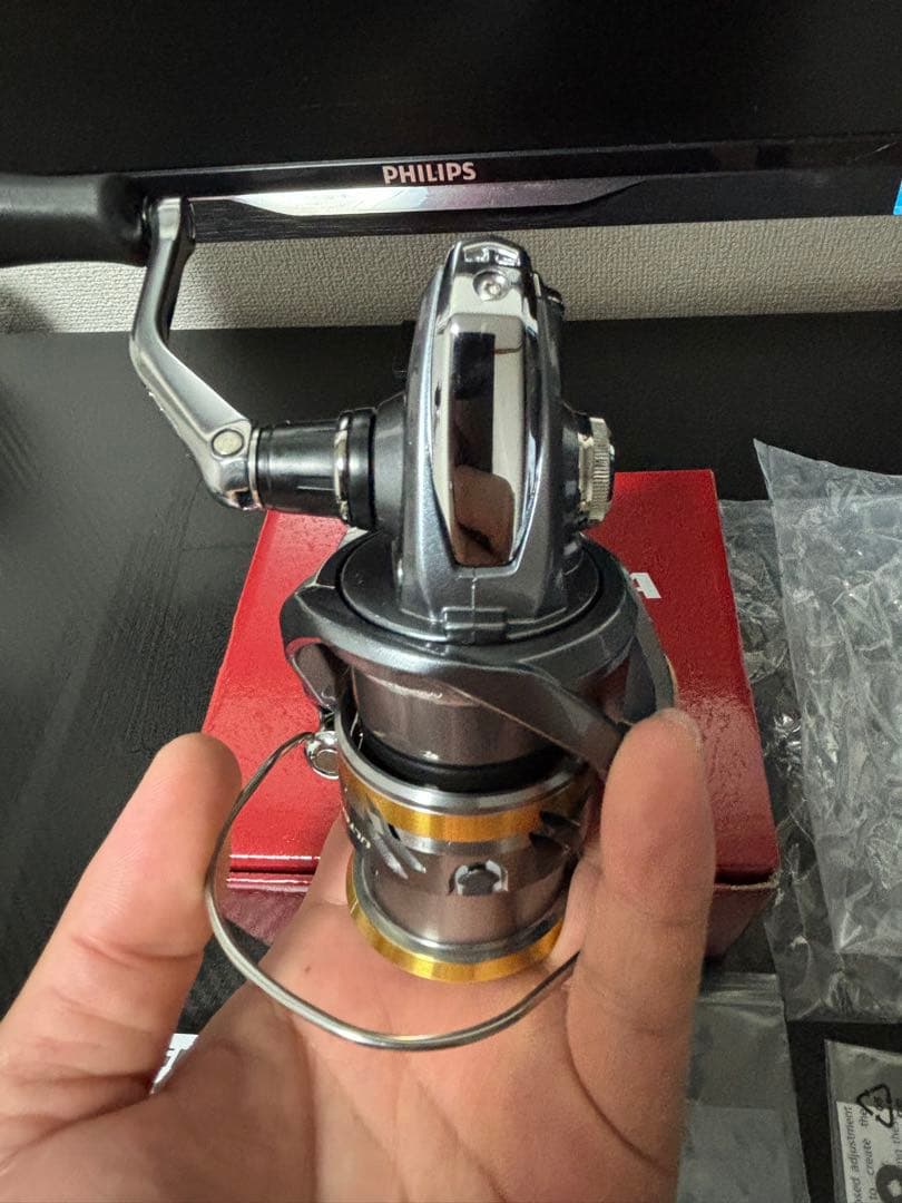 SHIMANO ULTEGRA 2500HGS スピニングリール期間限定値下