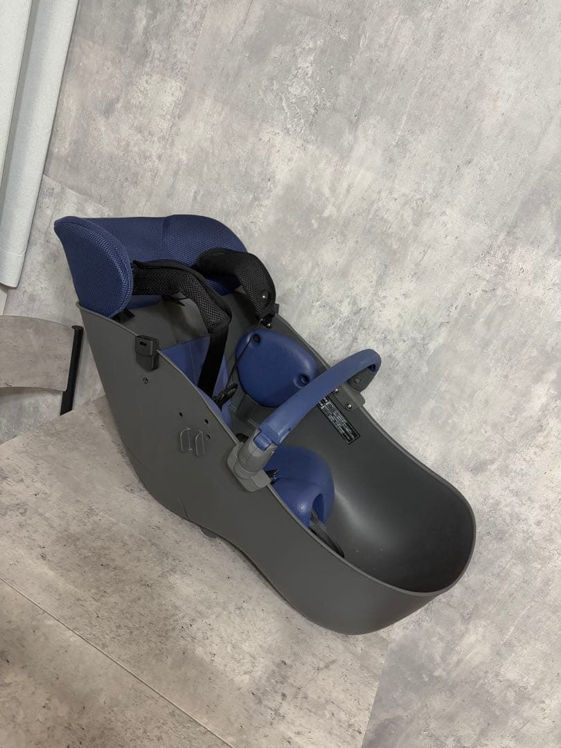 【新品】Panasonic ギュット チャイルドシート 前乗せ