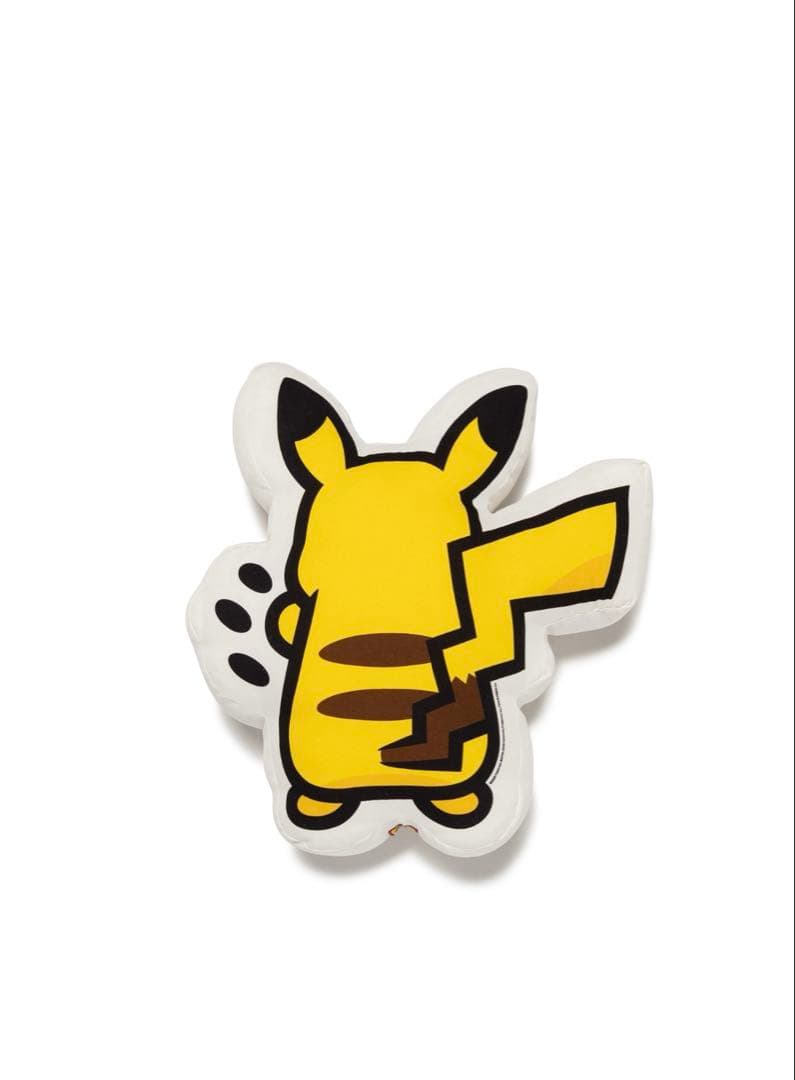 human made ポケモン　クッション