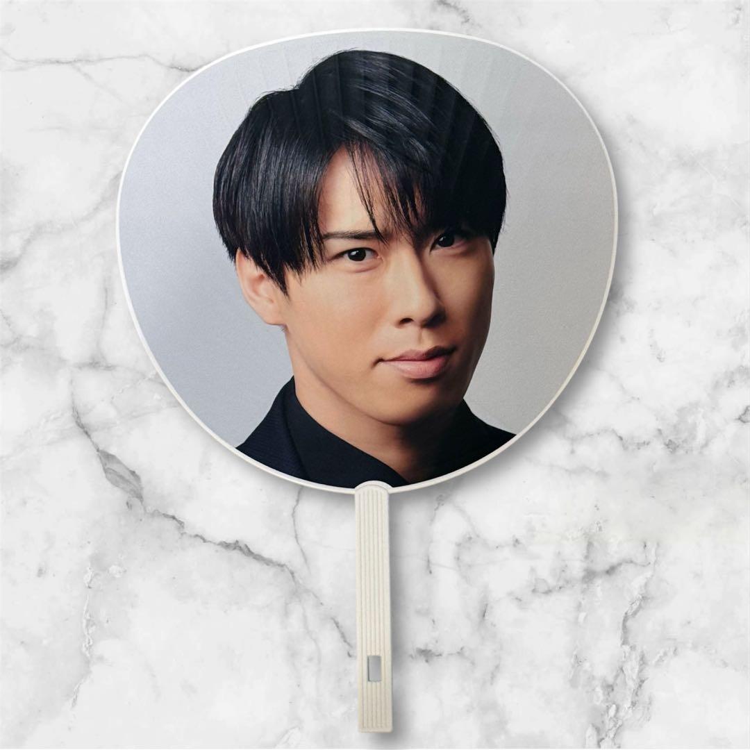 う*︎様 [新品]Man 宮舘涼太 ライブツアーうちわ8枚まとめ売り