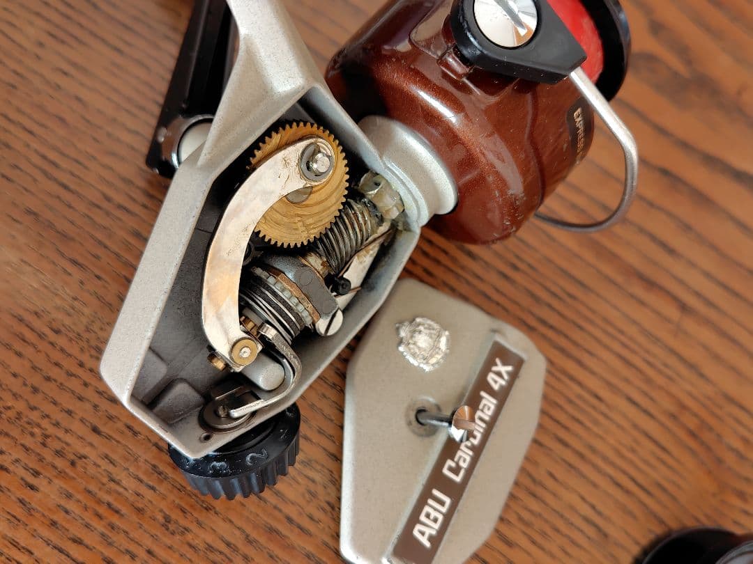 ABU Cardinal 4X スペアスプール付き