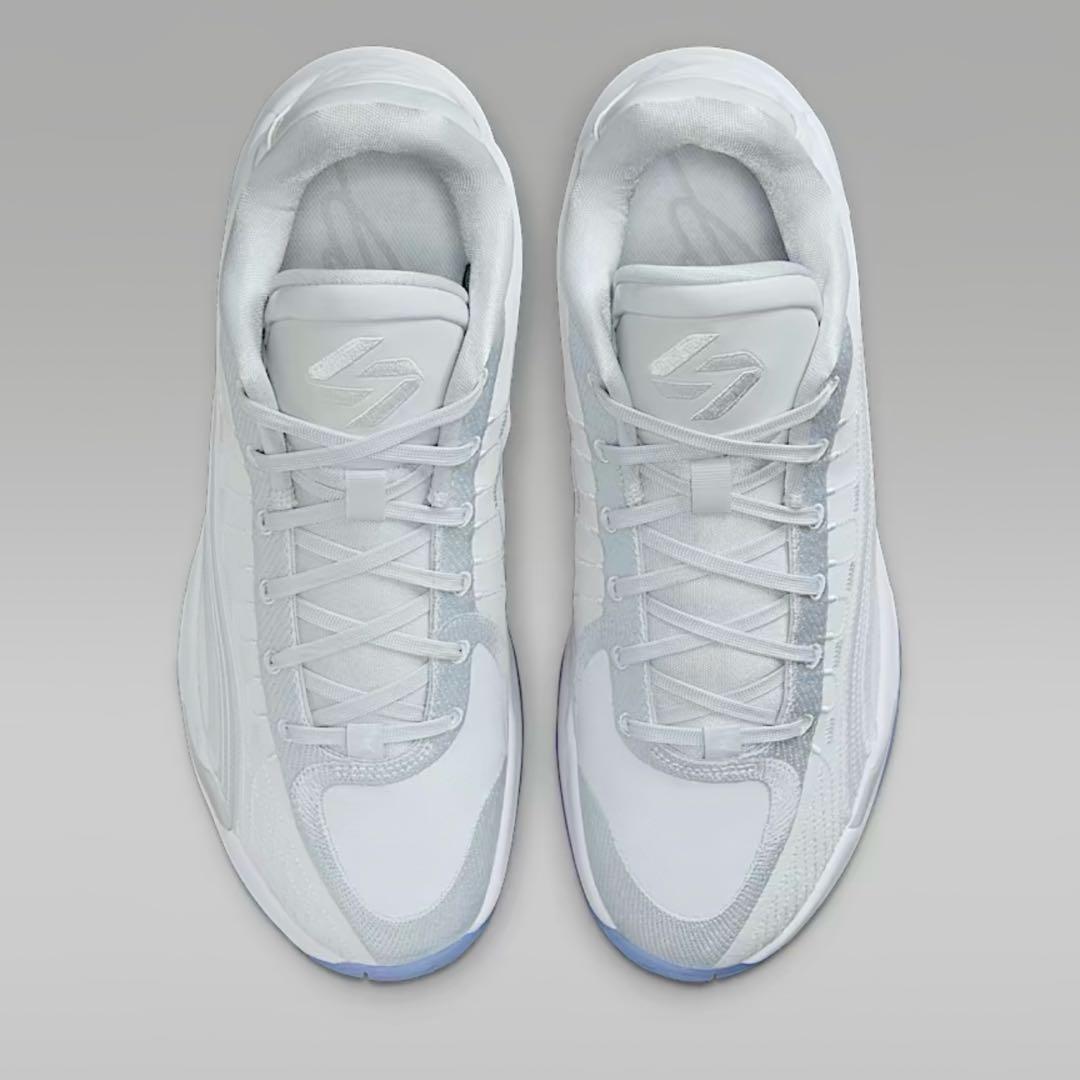 新品 NIKE ルカ 4 PF バスケットボールシューズ 28.0cm