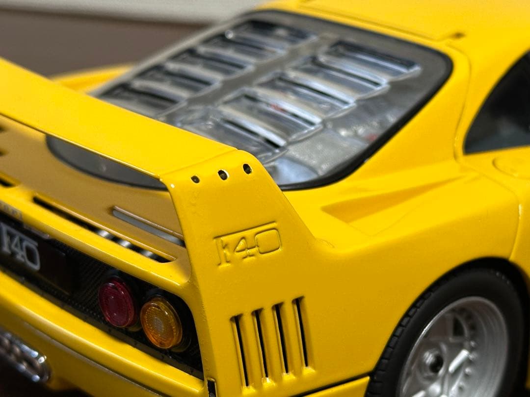 1/18 京商　フェラーリF40イエロー