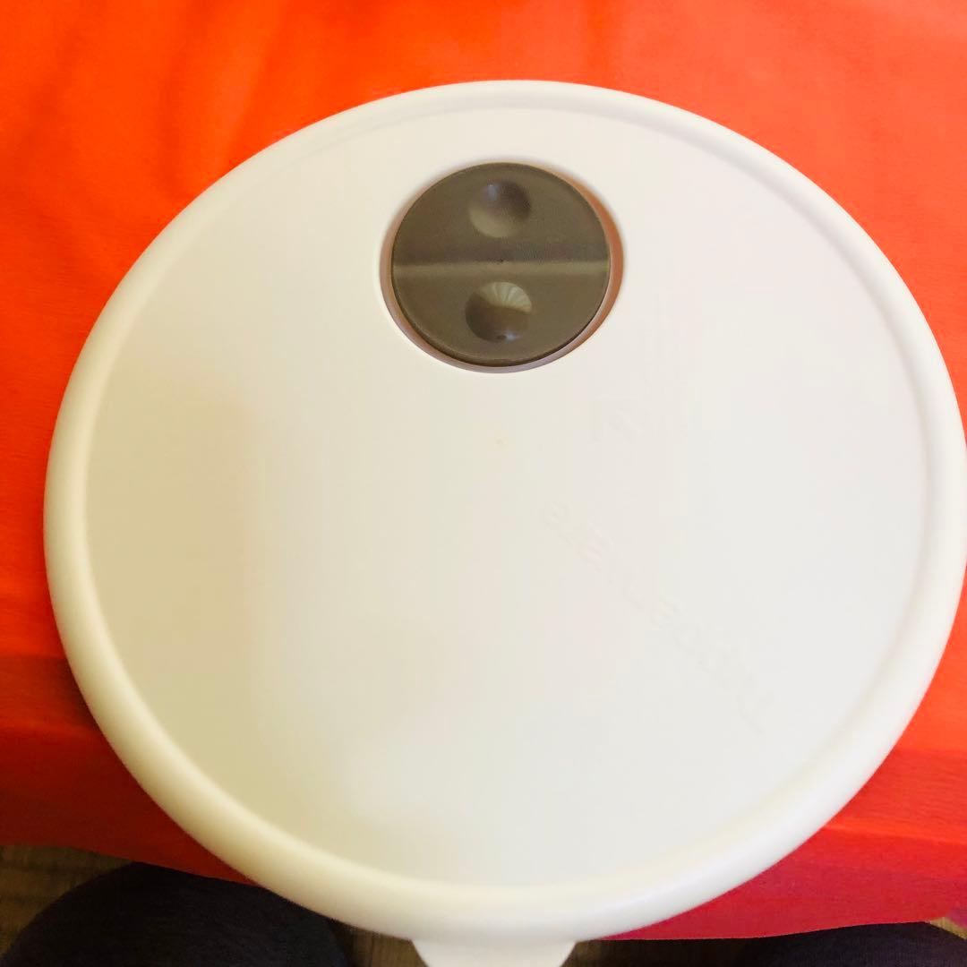 Tupperware 食品保存容器　ロックンサーブ2個