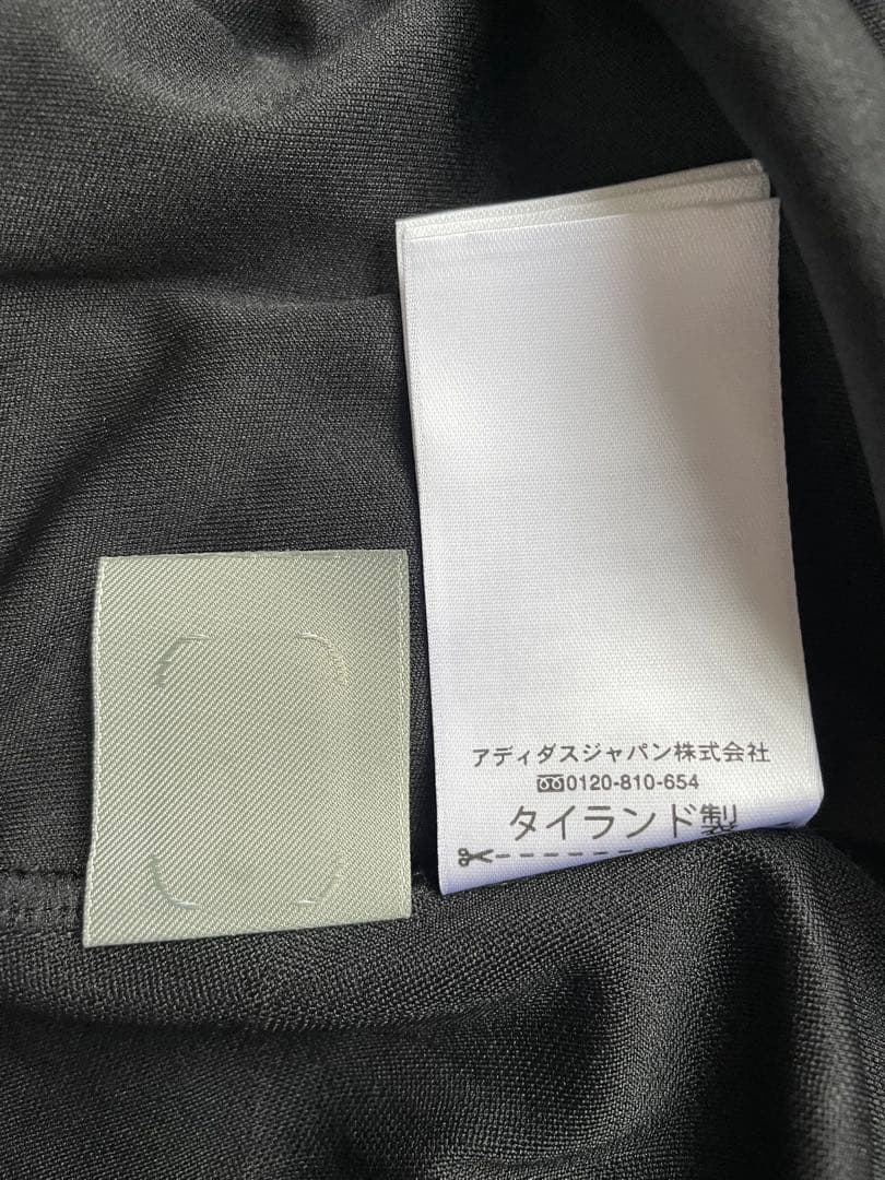【新品】リヴァプール　10-11 ユニフォーム　サイズＯ（ＸＬ）　アディダス