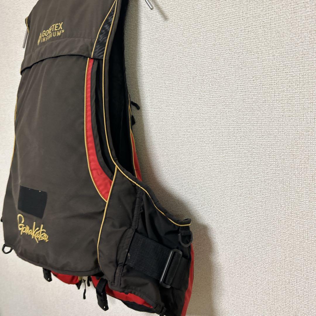 がまかつウィンドストッパー フローティングベスト GM-2192 レッドブラック