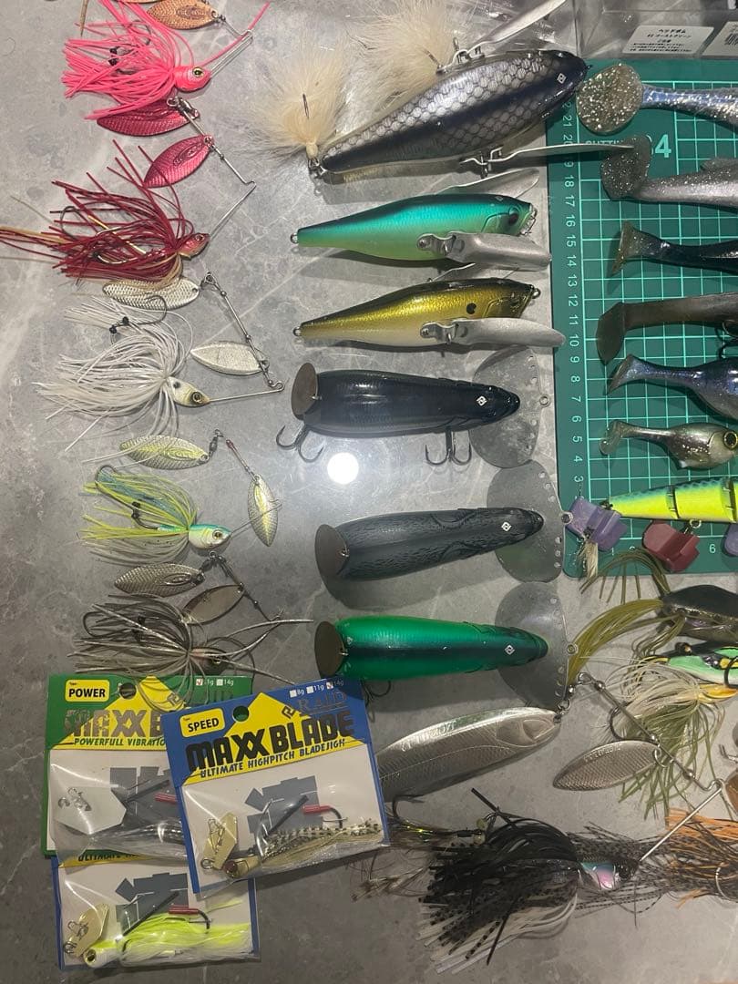 バスルアー　大量☆早い者勝ち☆激安☆バス釣り引退☆人気☆ルアー色々☆新品あり☆