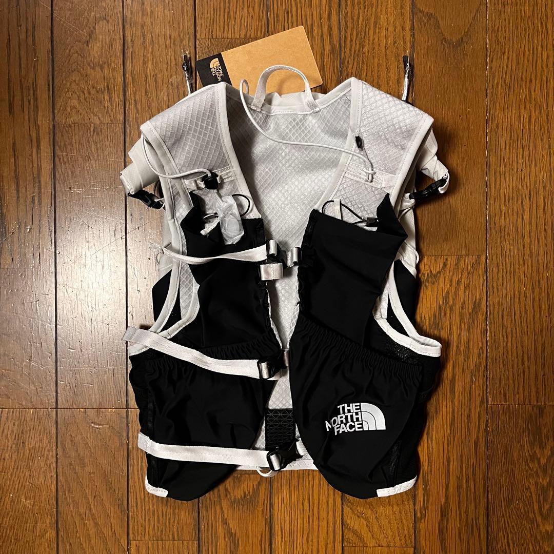 新品☆THE NORTH FACEザノースフェイス TR ROCKET トレラン