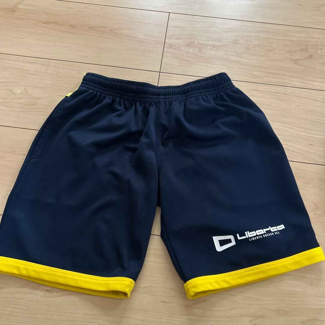 リベルタ　Liberta サッカー　ユニフォームセット