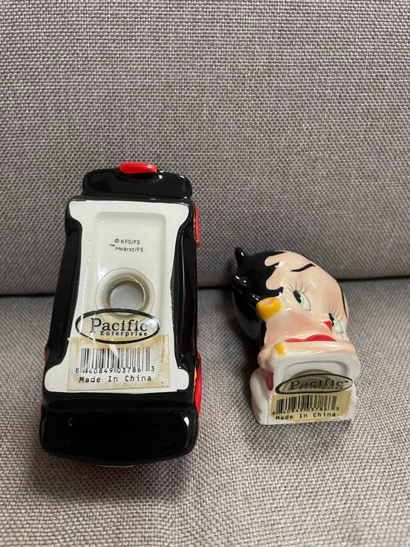 Betty Boop 塩コショウ入れ
