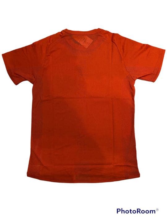 ノースフェイス Tシャツ　Mサイズ　　オレンジ　新品、タグ付き