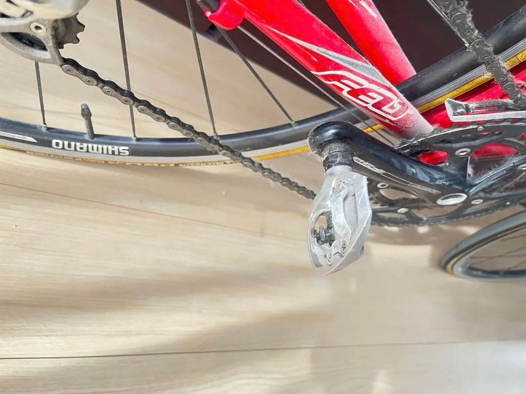 フェルト　トライアスロンバイク レッド