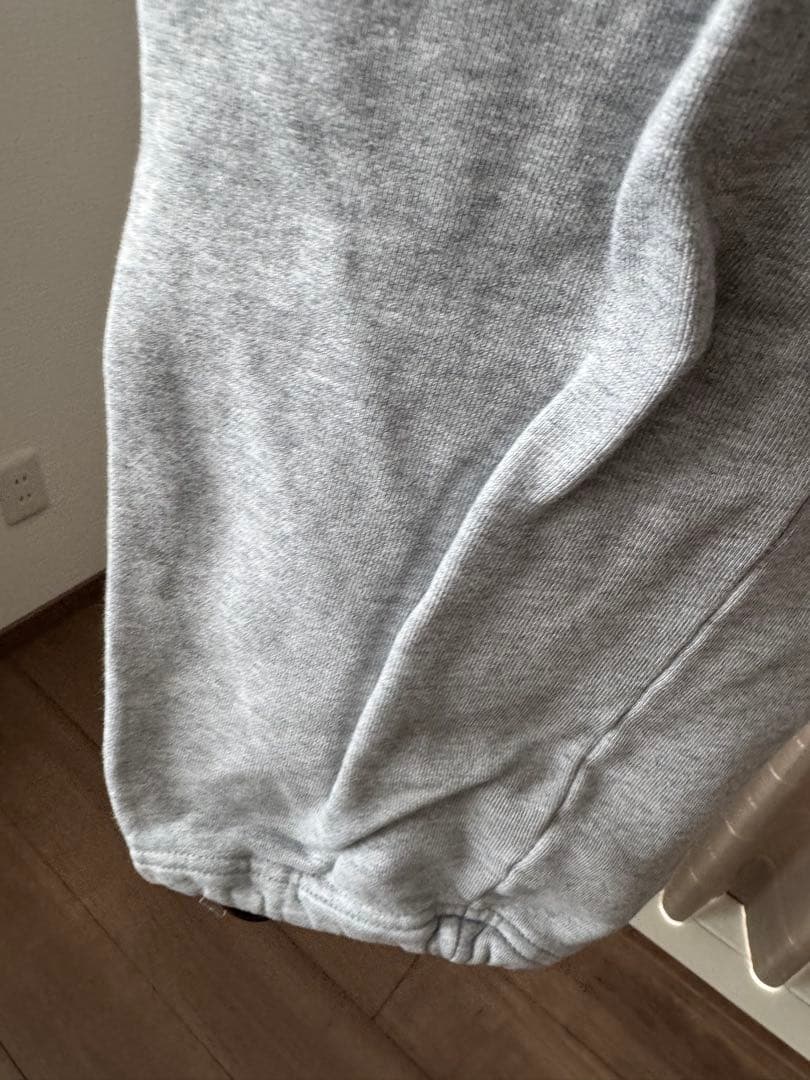 ATHLETA フード付きスウェットとパンツセット