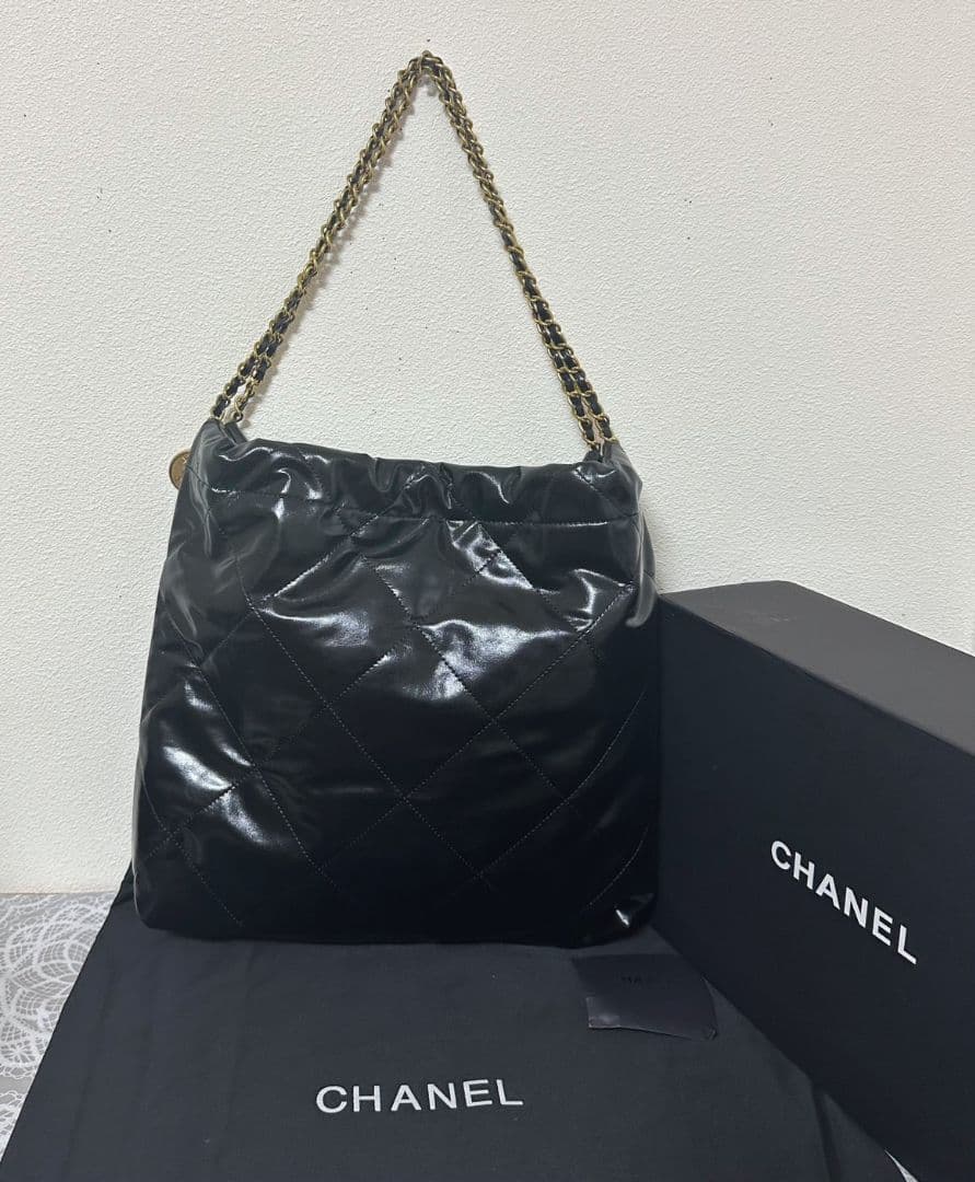 CHANELノベルティ キルティングレザーショルダーバッグブラック