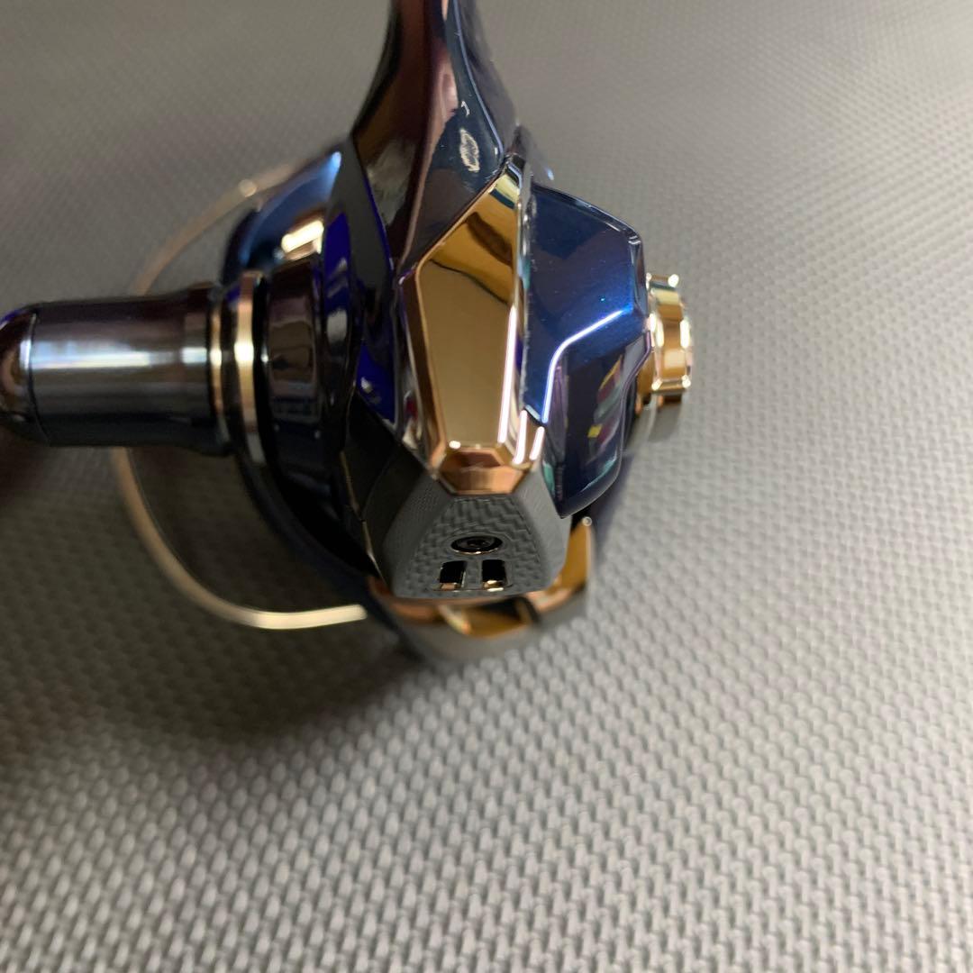 k*7様 シマノ　ツインパワー　XD 4000HG 数回使用のみ美品