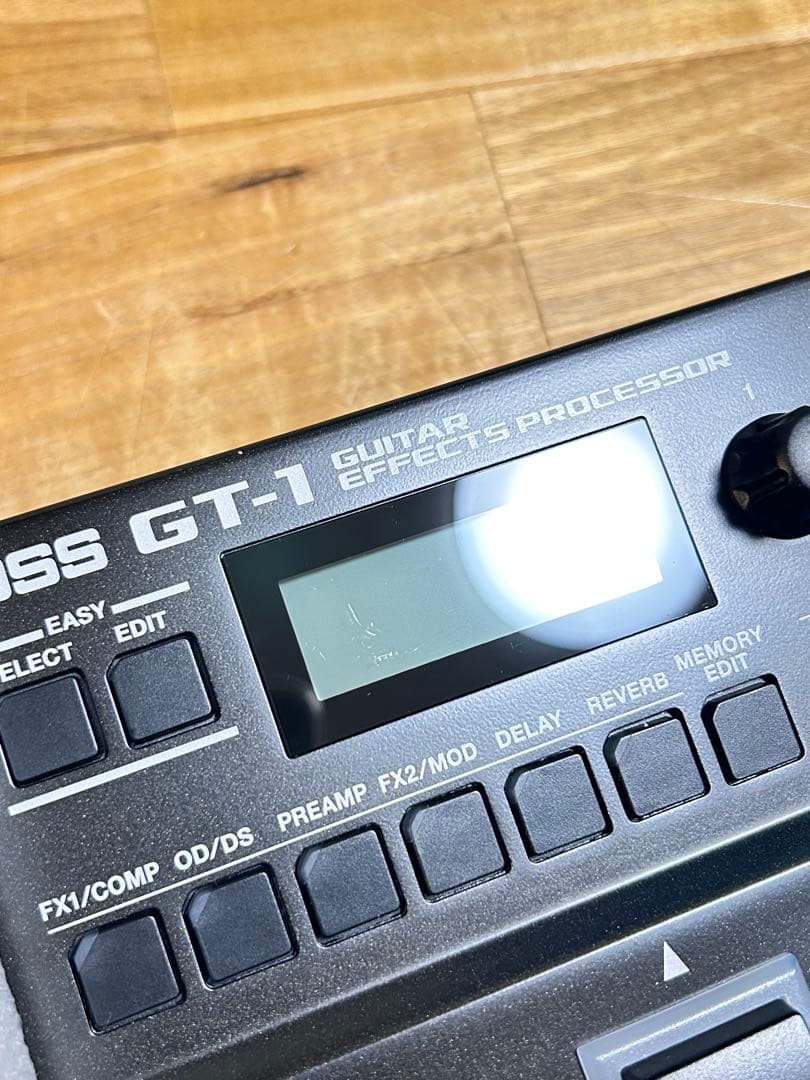 BOSS GT1 ギターマルチエフェクター