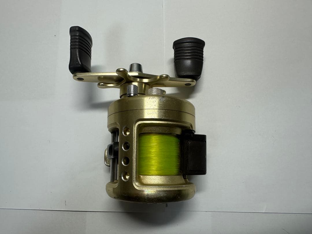 Calcutta SHIMANO カルカッタ 50XT 右巻き　箱無し