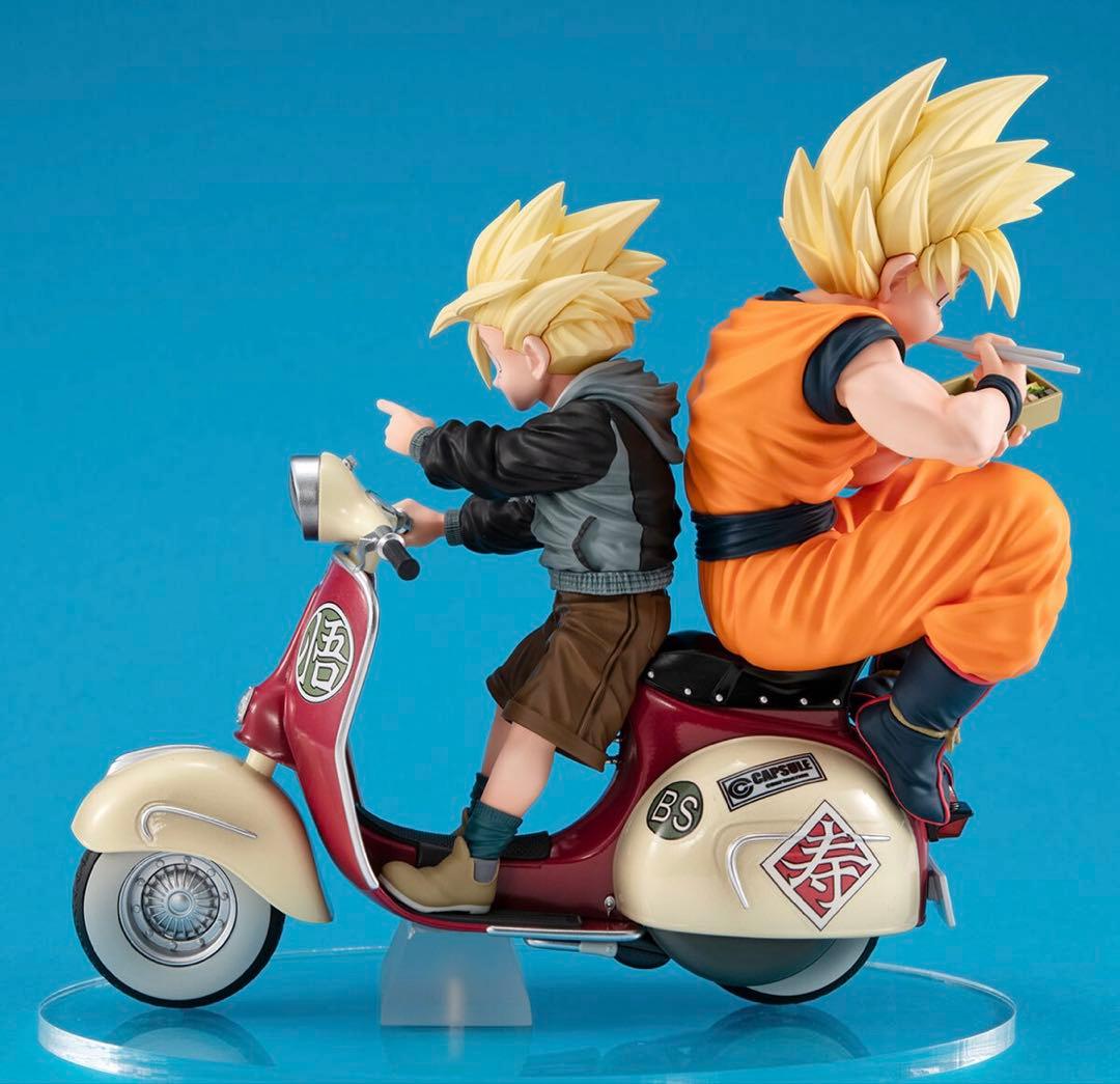 ドラゴンボール デスクトップリアルマッコイ 孫悟空 & 孫悟飯 & バイク 新品