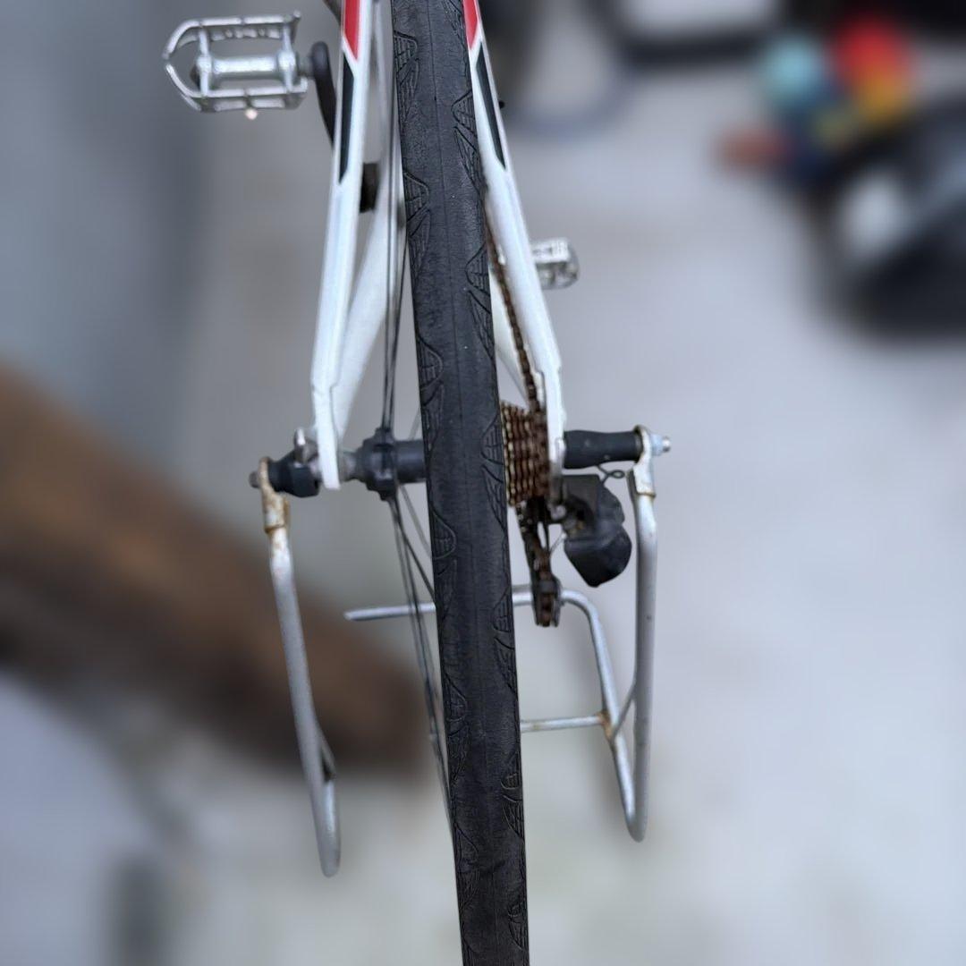 ロードバイク【チネリ Cinelli サエッタラジカル】