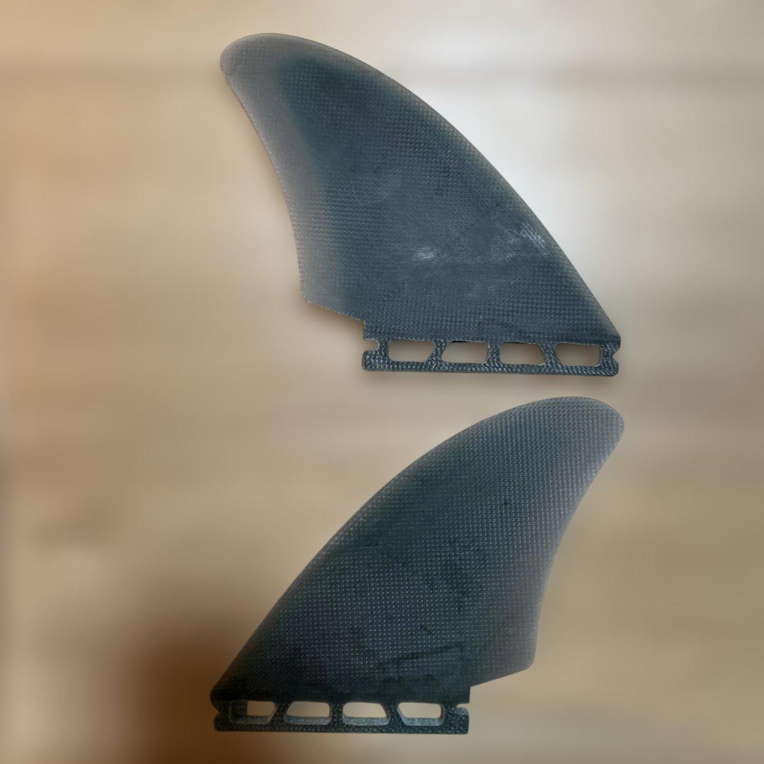 小さめツイン　美品　DEFLOW ツインフィン　キールフィン