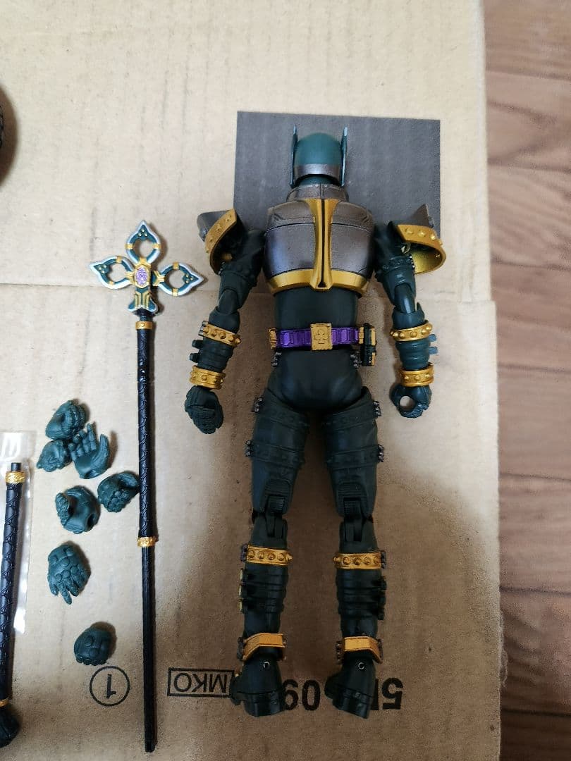S.H.Figuarts 仮面ライダーレンゲル グリンクロバー ギャレン